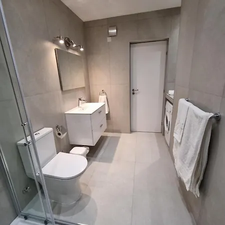 Sea View Beach Apartment *